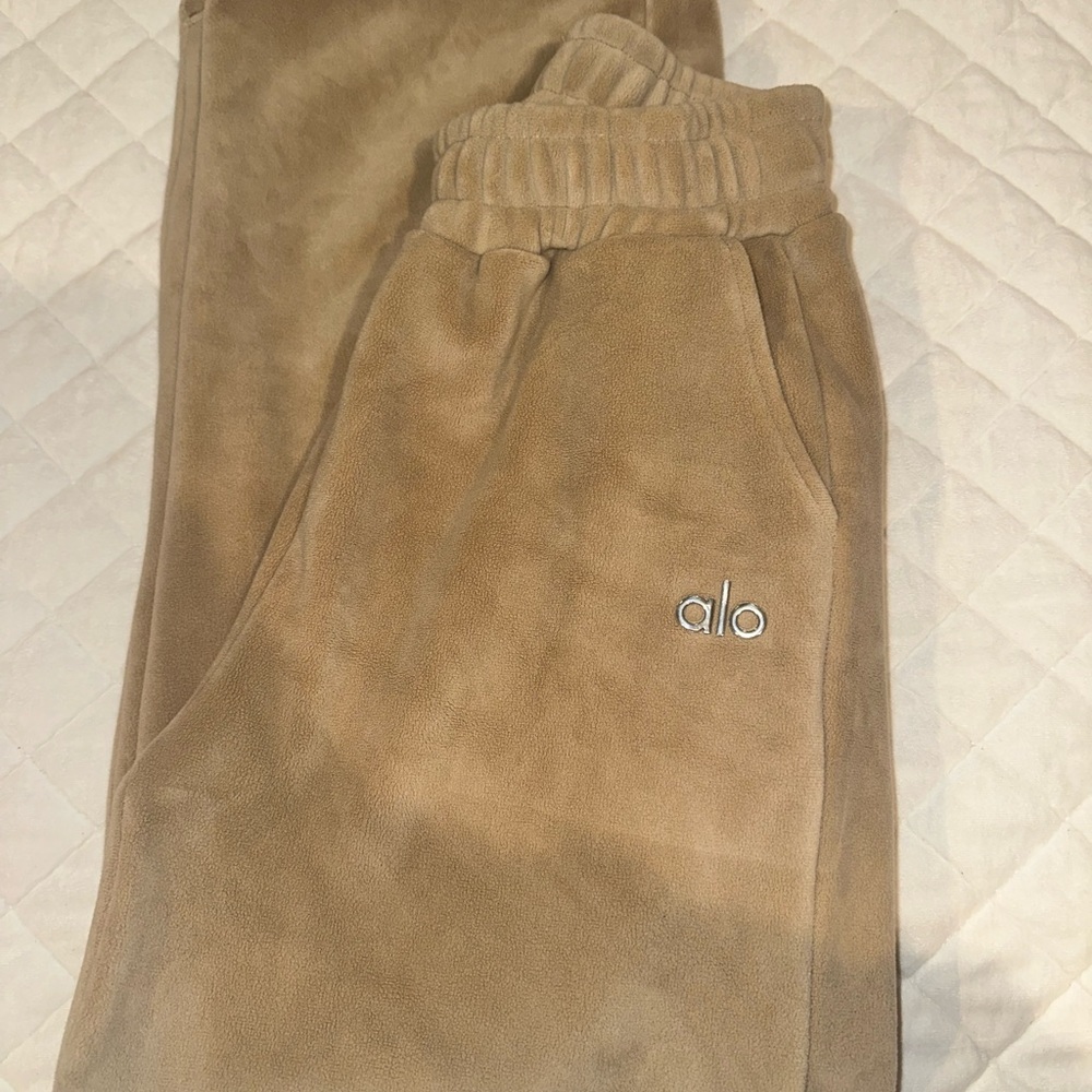 Alo Tan Sweatpants